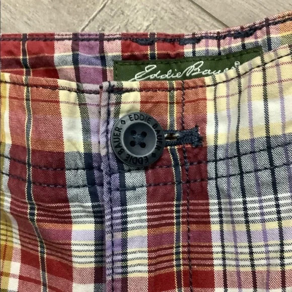 Women's Eddie Bauer 8 M Medium Shorts Mercer Fit Khakis Chino Bermuda Red Blue - Picture 6 of 10